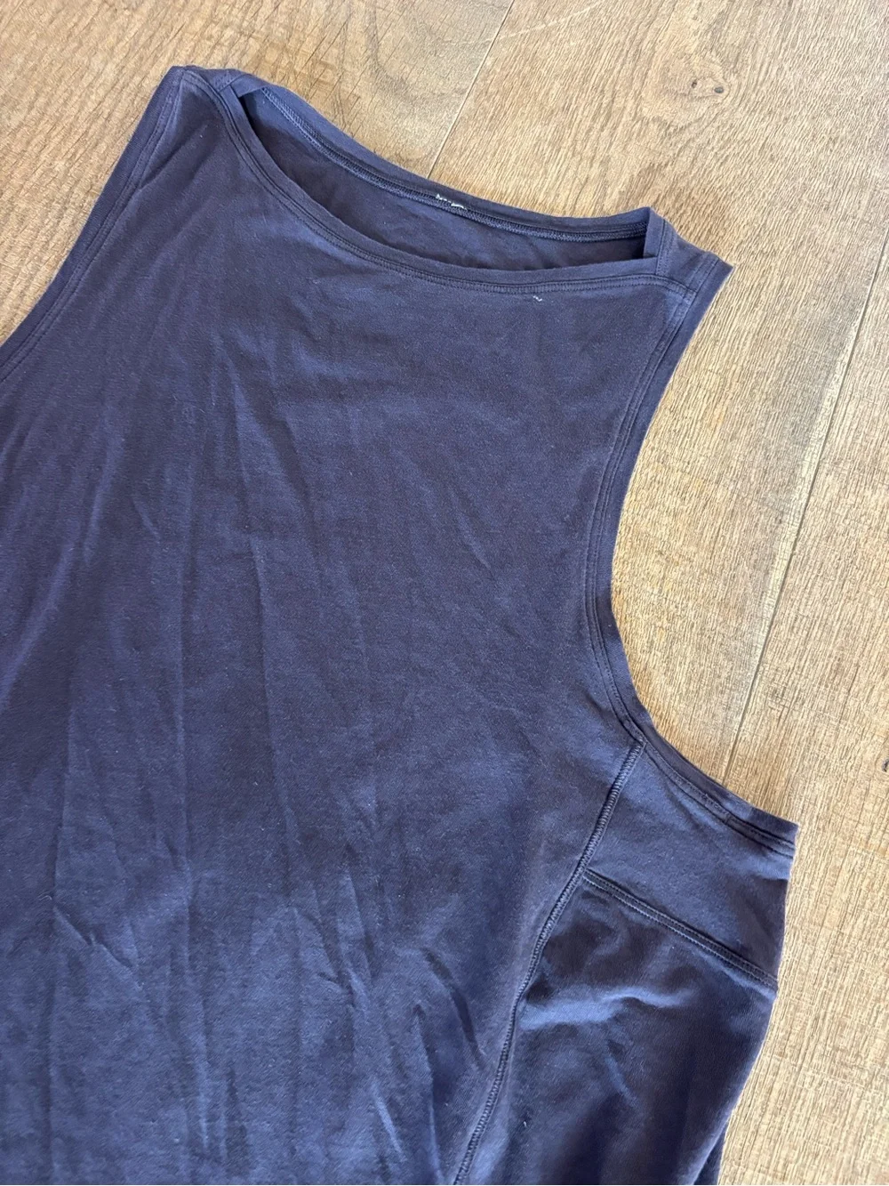 lululemon navy blue tank top shirt